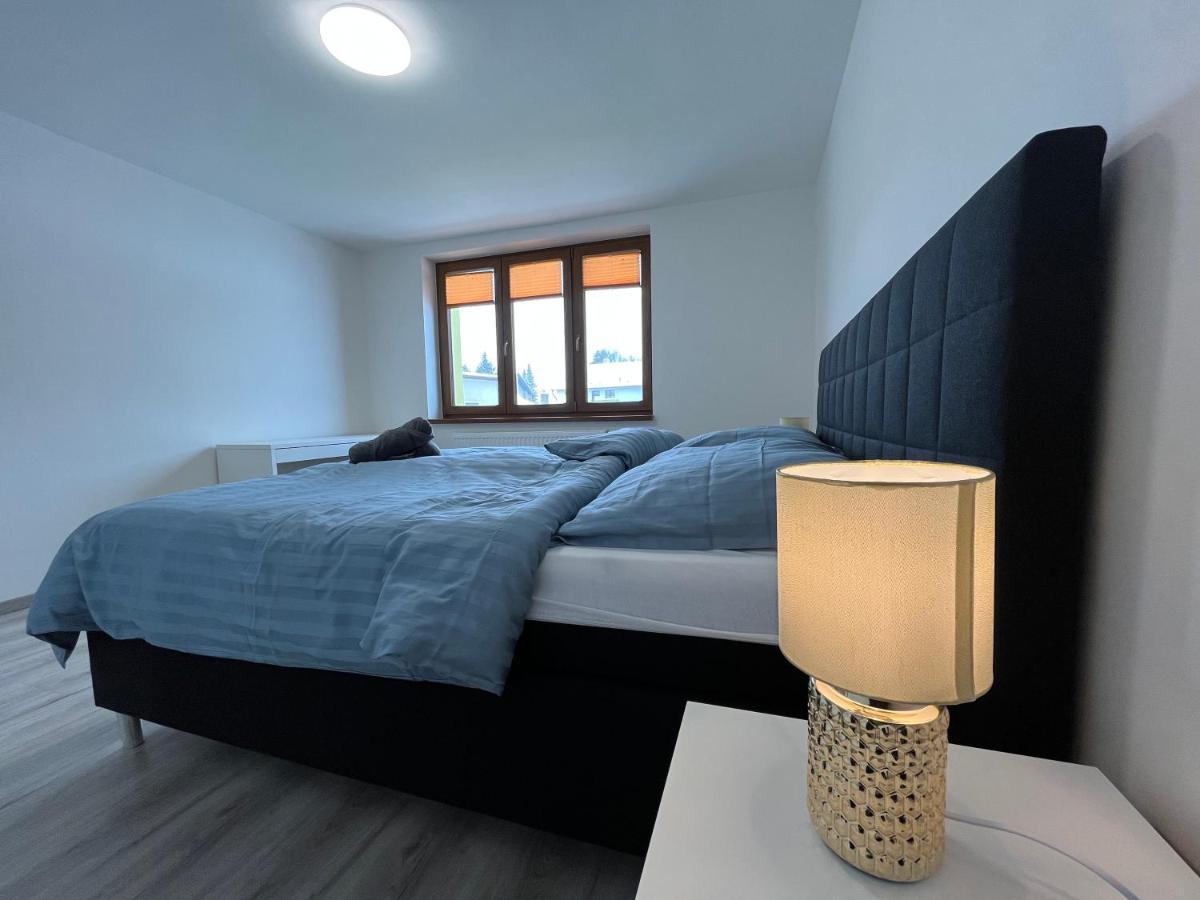 Apartment Golden Prague 78 Vestec  エクステリア 写真