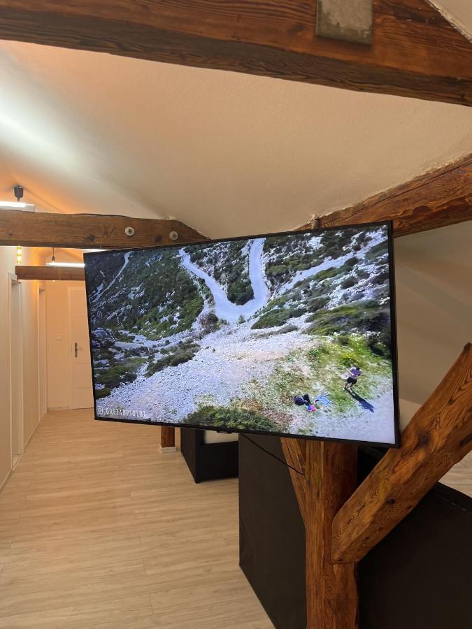 Apartment Golden Prague 78 Vestec  エクステリア 写真
