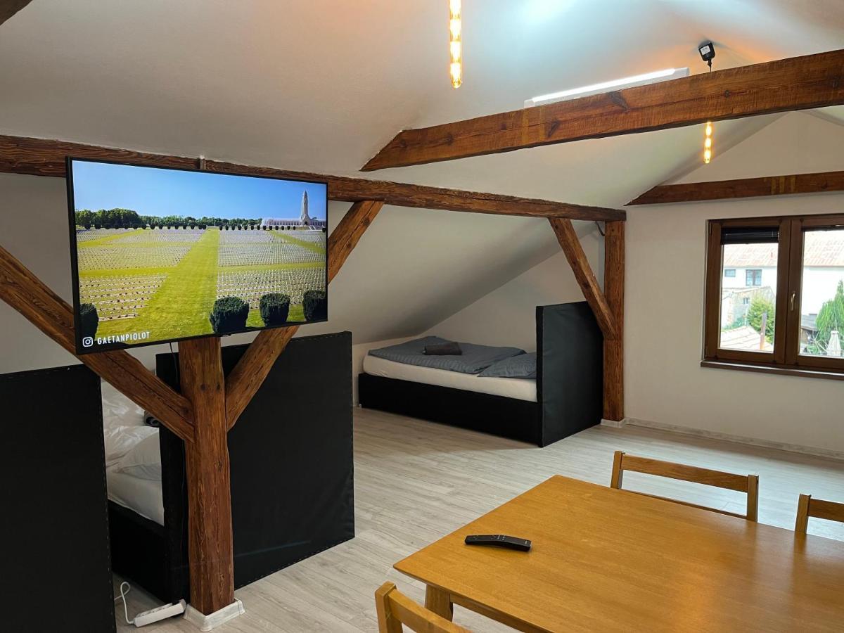 Apartment Golden Prague 78 Vestec  エクステリア 写真
