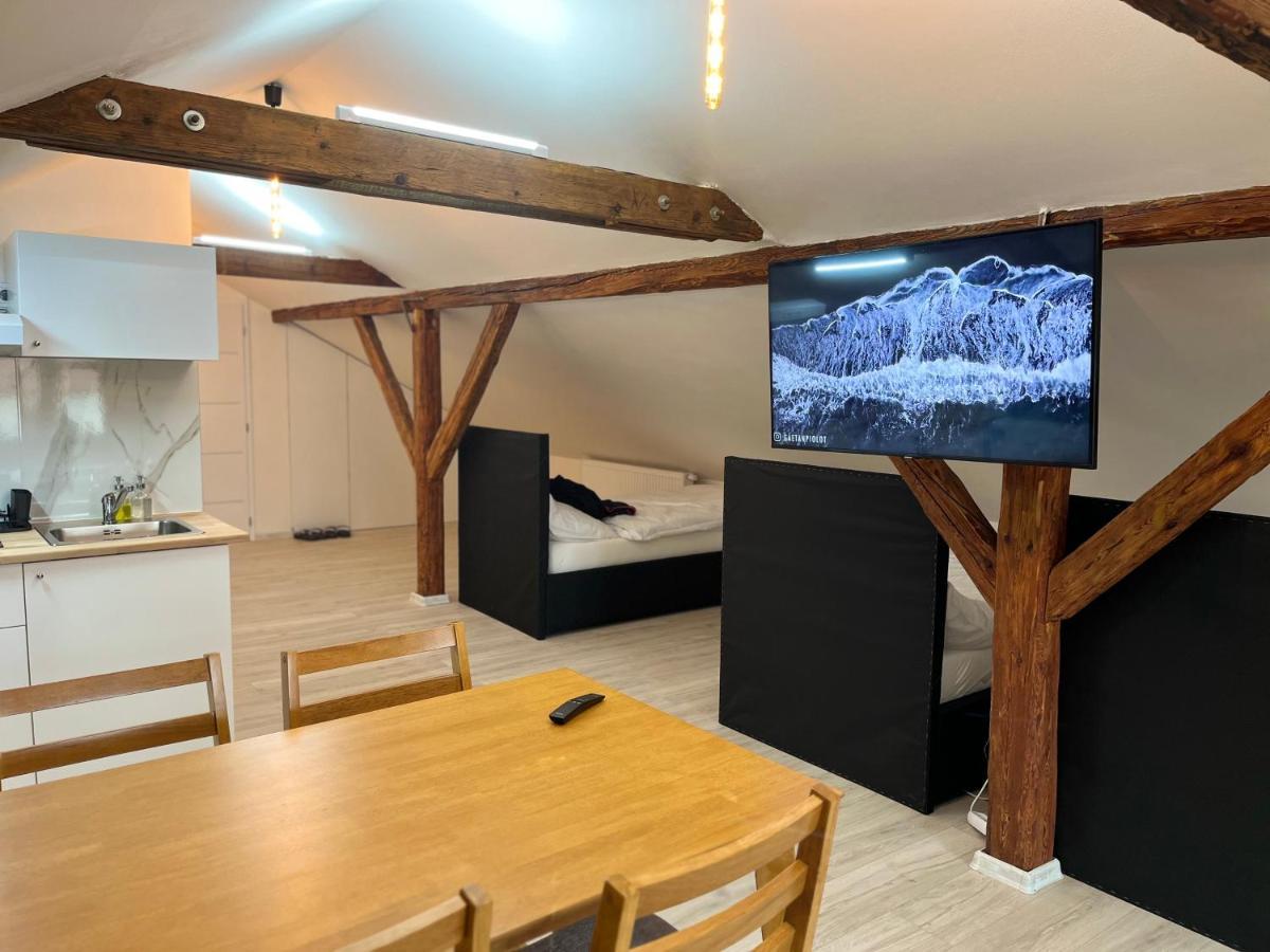 Apartment Golden Prague 78 Vestec  エクステリア 写真