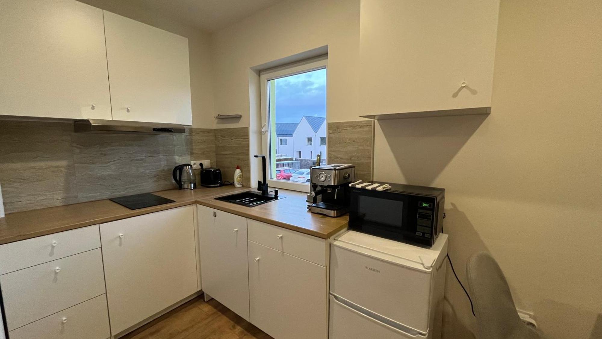 Apartment Golden Prague 78 Vestec  エクステリア 写真